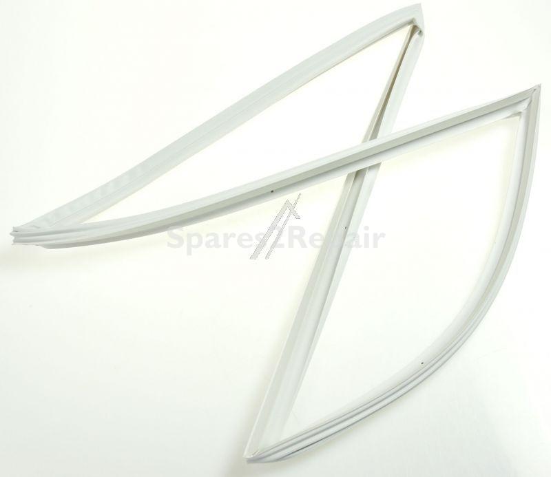 Freezer Door Seal - C00316015 481246688701 Seal [Whirlpool Indesit]